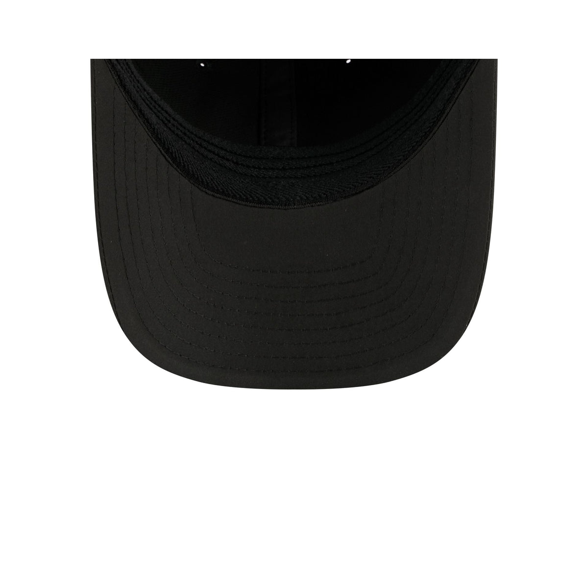 Buffalo Bills 2026 Training Black 39THIRTY M-Crown Stretch-Fit Hat