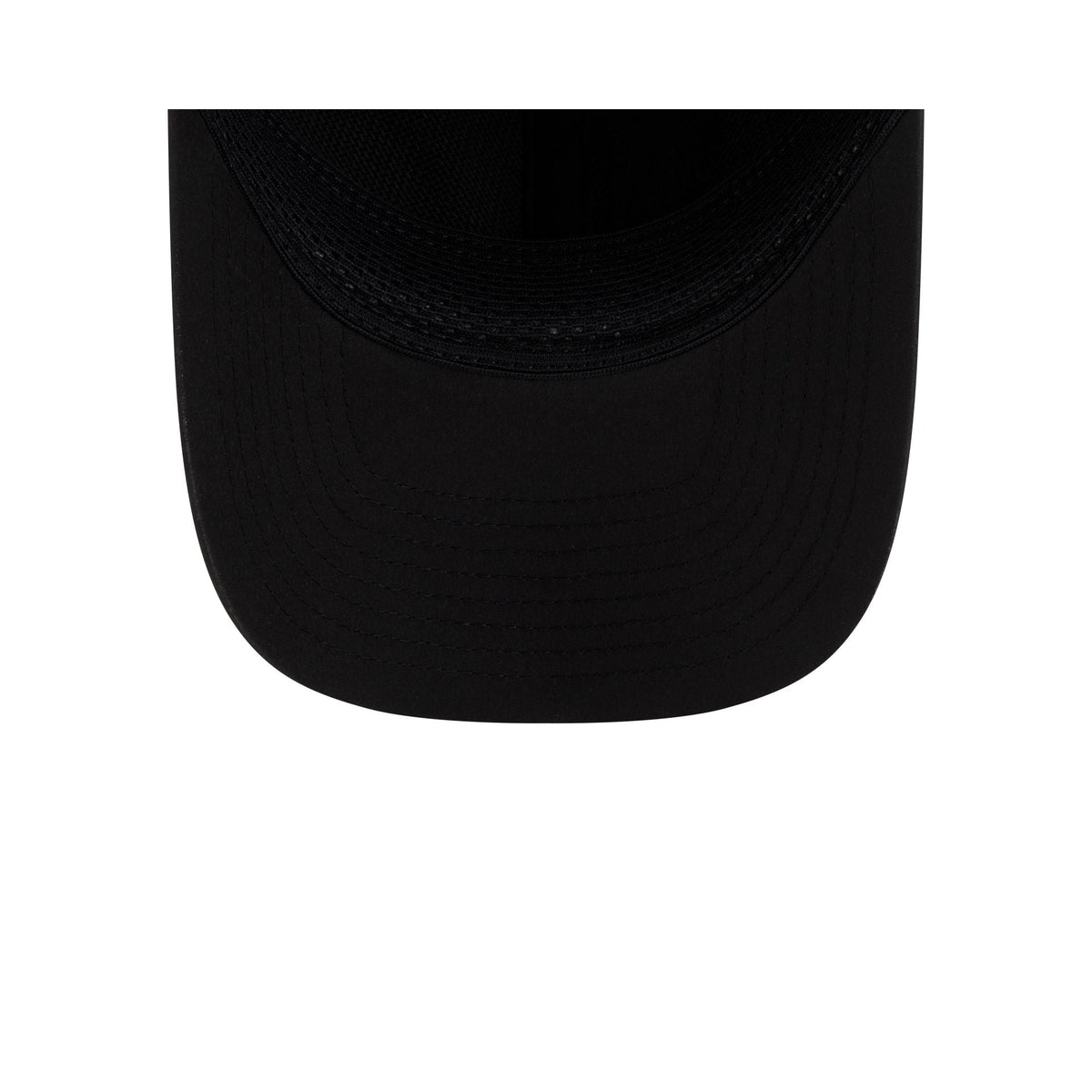 Philadelphia Eagles 2026 Sideline Black 39THIRTY M-Crown Stretch Fit Hat