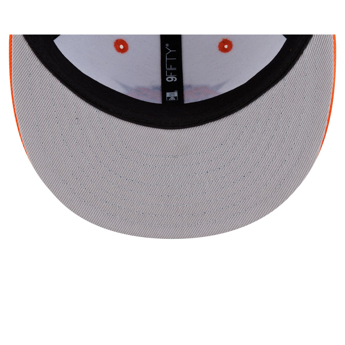 New York Knicks Hardwood Classics 2000s White Stitch 9FIFTY Snapback Hat