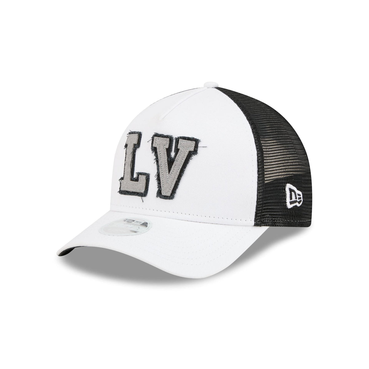 Las Vegas Raiders Optic White Felt Logo Women's 9FORTY M-Crown A-Frame Trucker Hat