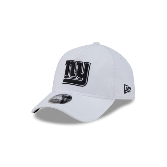 New York Giants White 9FORTY APEX Snapback Hat
