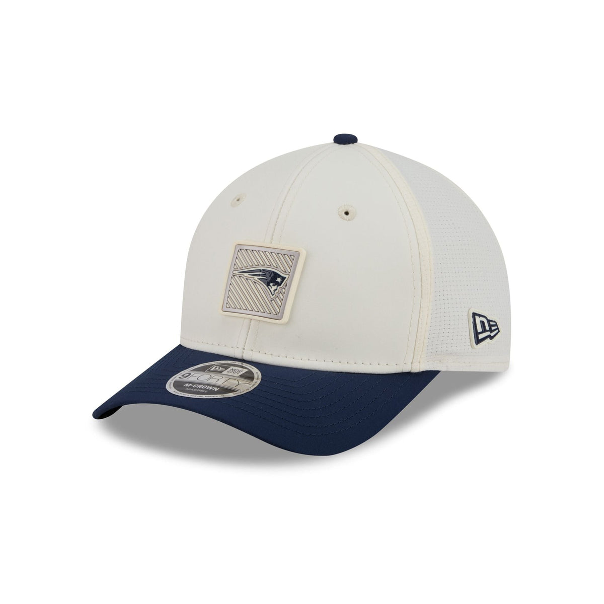 New England Patriots 2026 Training 9FORTY M-Crown Snapback Hat