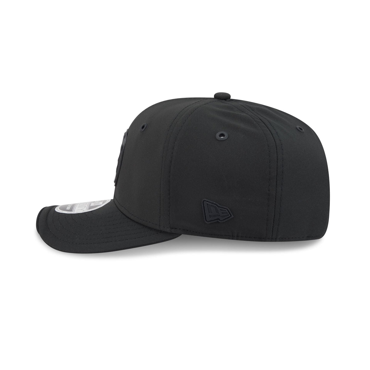 Pittsburgh Steelers 2026 Sideline Black 9SEVENTY Stretch-Snap Hat
