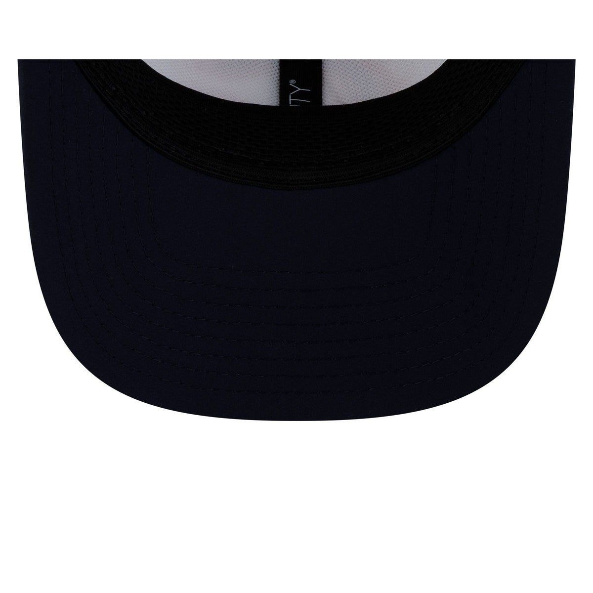 Chicago Bears 2026 Sideline White 9SEVENTY Stretch-Snap Hat