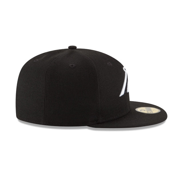 Carolina Panthers Black & White 59FIFTY Fitted Hat