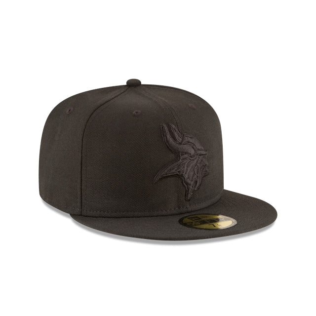 Minnesota Vikings Black On Black 59FIFTY Fitted Hat